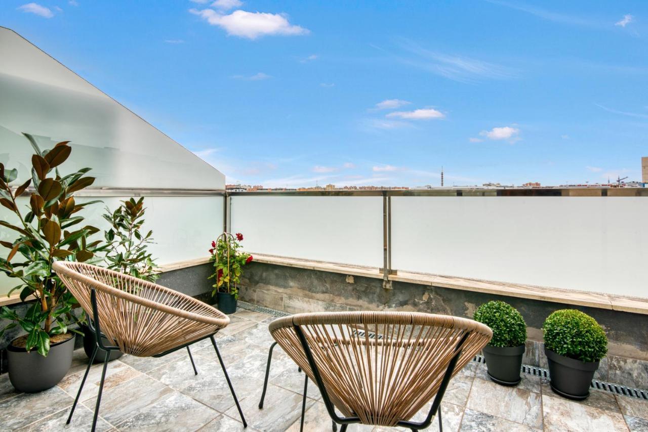 Cozy Penthouse, 20 Min To Downtown, Alcala Norte Madrid Extérieur photo